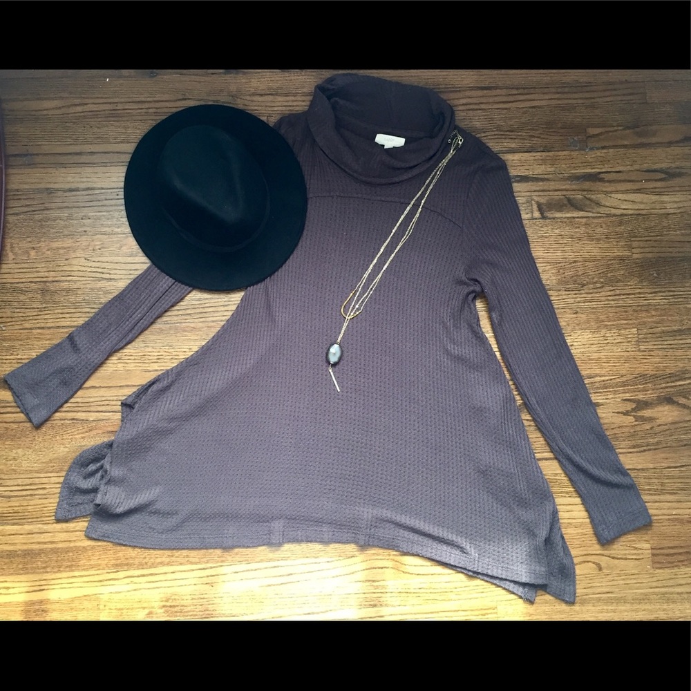Cupio Blush long sleeve cowl neck